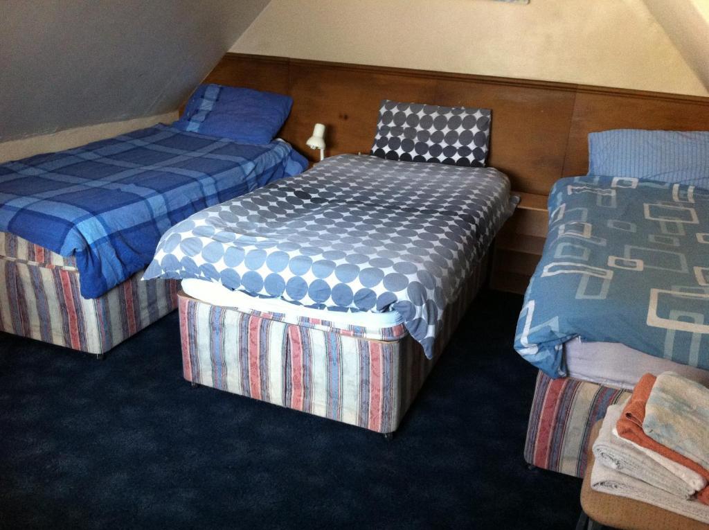 Wanstead Hotel London Room photo