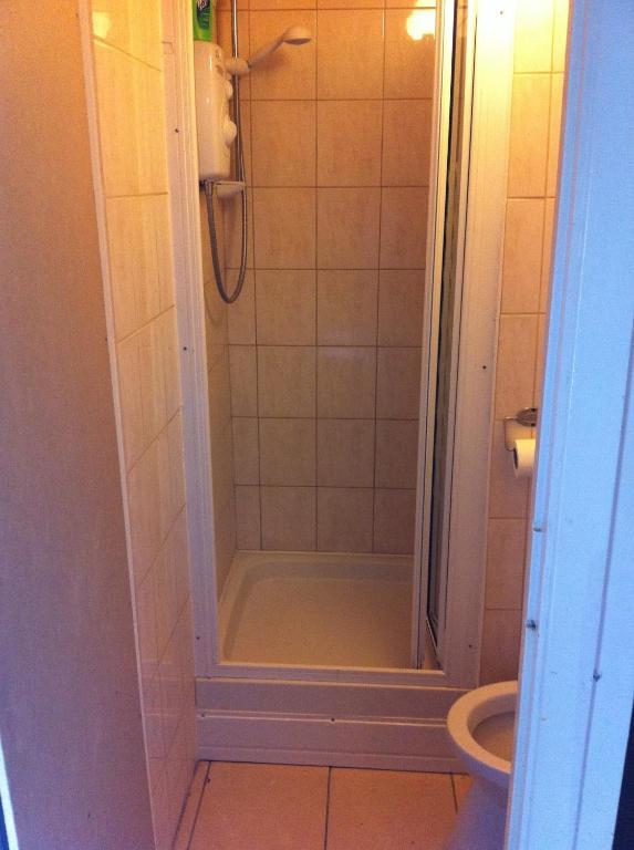 Wanstead Hotel London Room photo